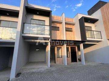 Casa · 77m² · 2 Quartos · 1 Vaga · Oportunidade sobrado Bairro Santa Catarina