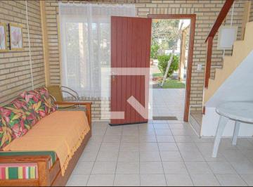 Casa · 81m² · 2 Quartos · 1 Vaga · Casa para Aluguel - Barra da Lagoa, 2 Quartos,  81 m2 - Florianópolis