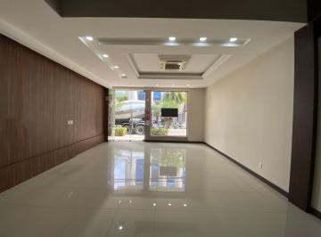 Comercial , Balneário Camboriú · SALA AMPLA COM MEZANINO 331M²