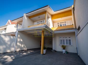 Casa · 319m² · 4 Quartos · 4 Vagas · Sobrado com ático à venda – Amplo, confortável e pronto para morar!