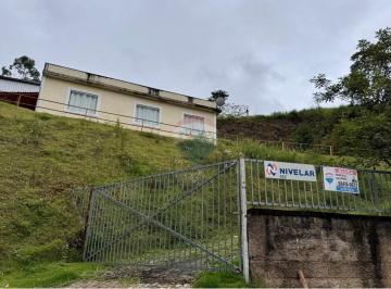 Comercial · 1700m² · 2 Quartos · 10 Vagas · Casa sendo dois quartos, um banheiro, uma sala espaçosa, cozinha e lavanderia, vaga de garagem