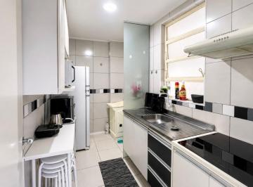 Apartamento · 50m² · 1 Quarto · 1 Vaga · Apartamento 01 dormitório- Bairro Farroupilha-01 vaga Garagem.