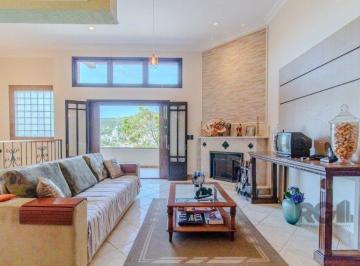 Casa · 350m² · 4 Quartos · 4 Vagas · Linda casa de 04 dormitórios com vista livre no Bairro Teresópolis