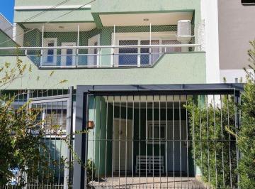 Casa · 201m² · 3 Quartos · 2 Vagas · Casa em Hípica