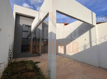 Casa à venda com 3 quartos sendo 1 suíte no bairro Alcides Rabelo · Casa à venda com 3 quartos sendo 1 suíte no bairro Alcides Rabelo