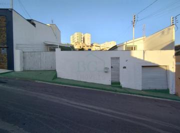 Casa · 151m² · 3 Quartos · 8 Vagas · Casas Padrão em Poços de Caldas