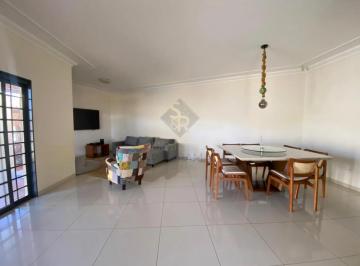 Casa · 603m² · 4 Quartos · 4 Vagas · Casas Residenciais Padrão em Ribeirão Preto