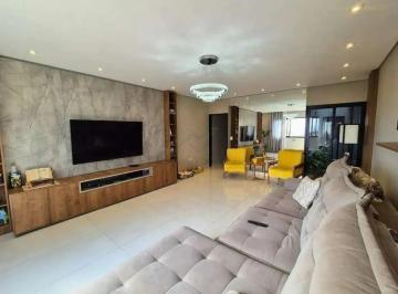 Casa · 320m² · 3 Quartos · 4 Vagas · Sobrado com 03 dormitórios e 03 banheiros á venda na Vila Curuçá - Santo André/SP