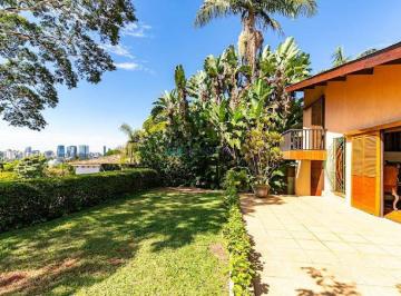 Casa · 250m² · 3 Quartos · 4 Vagas · Casa à venda, com 3 quartos, 1 suíte, 4 vagas, no Jardim Everest.