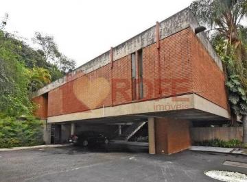 Casa · 976m² · 3 Quartos · 6 Vagas · Casa Térrea Espetacular à Venda Conforto, Espaço e Sofisticação