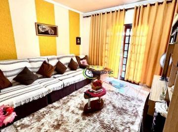 150a2c313317f13f20c8af9854777dde973e8d21 · Sobrado com ponto comercial em avenida