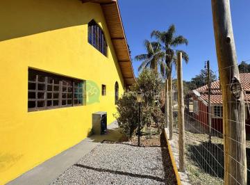 Casa · 550m² · 4 Quartos · Casa terrea com 4 quartos Centro Santo Antônio do Pinhal