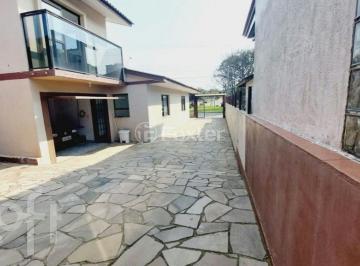 873907f1 · Casa, 3 dormitórios, 147 m², em Desvio Rizzo