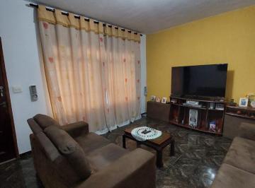 Casa · 195m² · 3 Quartos · 2 Vagas · Casa de 195.49 m², 3 quartos em Taboão, Diadema