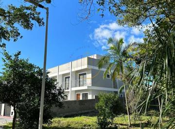 Casa · 115m² · 2 Quartos · 1 Vaga · Sobrado em Aririu - Palhoça