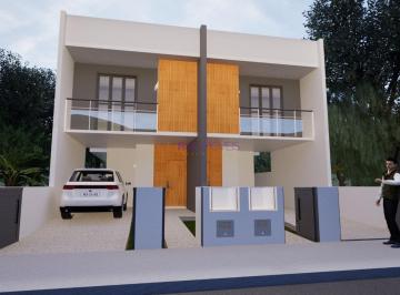 Casa · 117m² · 3 Quartos · 2 Vagas · Sobrado em Forquilhas  -  São José