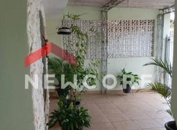 Casa de 4 quartos, Jacareí · Casa em  Rua Itapira - Jardim Mesquita - Jacareí/SP