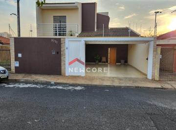 Casa · 300m² · 3 Quartos · 5 Vagas · Casa em  Rua Major Carvalho Filho - Jardim Primavera - Araraquara/SP