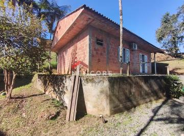 Casa · 101m² · 4 Quartos · 6 Vagas · Casa em  Rua Teotônio Cunha - João Costa - Joinville/SC