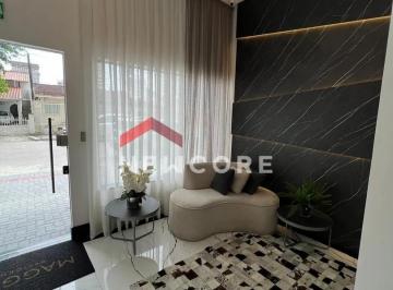 Apartamento · 109m² · 3 Quartos · 2 Vagas · Apartamento em Rua 304 - Meia Praia - Itapema/SC