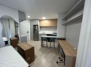 0d50d3a17125990804572985a00a5c80e0e4adbb · Apartamento Studio no bairro Coqueiros, em Florianópolis.