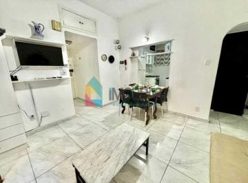 Apartamento · 58m² · 2 Quartos · Apartamento Térreo, 2 quartos com ótima localização em Copacabana!