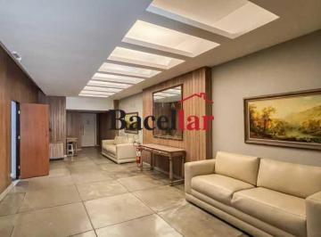 Apartamento · 241m² · 4 Quartos · 1 Vaga · Apartamento : Padrão / Residencial / Copacabana