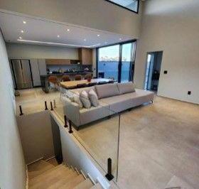 3kgkues2odc2owe2nzrioddh_md · Design Assinado, Conforto Incomparável - Casa no Condominio Sunlake