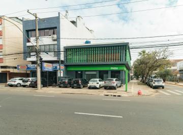 Casa · 453m² · 6 Quartos · 3 Vagas · Prédio Comercial em Navegantes