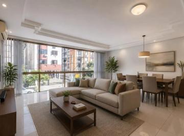 Casa · 344m² · 4 Quartos · 7 Vagas · Casa com 4 quartos, 7 vagas e pátio no Bairro Higienópolis
