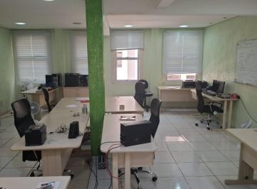 Casa · 78m² · Sala comercial No Centro Histórico.
