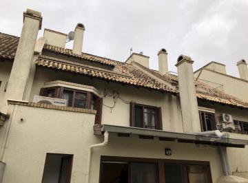 Casa · 241m² · 4 Quartos · 2 Vagas · Casa de Condomínio em Vila Assunção