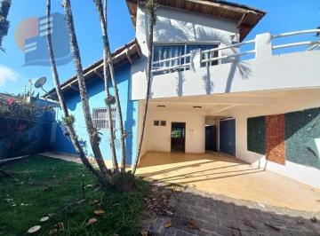 Casa · 220m² · 4 Quartos · 3 Vagas · Casa Duplex Lado Praia – Conforto, Espaço e Excelente Localização!