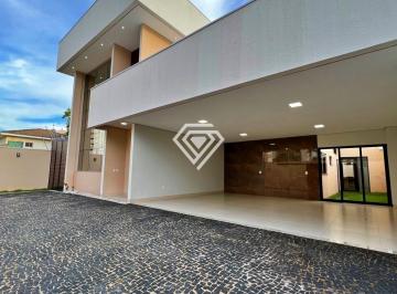 Casa · 411m² · 5 Quartos · 5 Vagas · Sobrado 5 Quartos, 411 m2 c/ lazer à venda na 205 Sul
