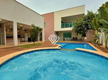 Casa · 330m² · 4 Quartos · 5 Vagas · Sobrado 4 Quartos + Escritório, 330 m2 c/ Lazer à Venda na 205 Sul