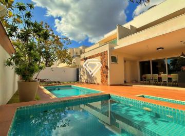 Casa · 296m² · 4 Quartos · 4 Vagas · Sobrado 4 Suítes, 296 m2 c/ Lazer à Venda no Condomínio Mirante do Lago