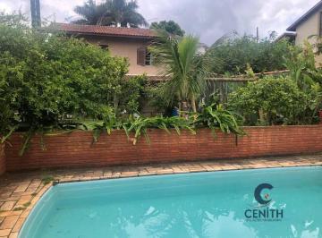 Casa · 600m² · 3 Quartos · 4 Vagas · Linda Casa com gourmet, piscina, churrasqueira, armários - Haras Bela Vista