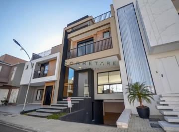 Casa de 3 quartos, Curitiba · Espaço, conforto e segurança em um só lugar!