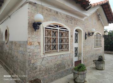 Casa de 5 quartos, Araruama · ÓTIMA CASA com 2 Suites externa, mais Espaço Gourmet em ARARUAMA RJ.