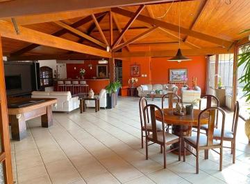 Casa · 720m² · 5 Quartos · Casa à venda - em Santa Lúcia