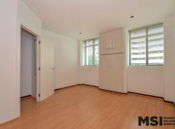 Comercial · 37m² · Excelente sala no coração do Batel - 48 m²