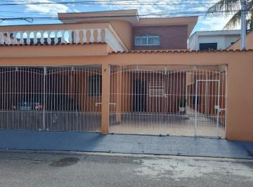 Casa · 214m² · 3 Quartos · 4 Vagas · Sobrado em Vila Nhocune, São Paulo/SP de 214m² 3 quartos à venda por R$ 795.000,00