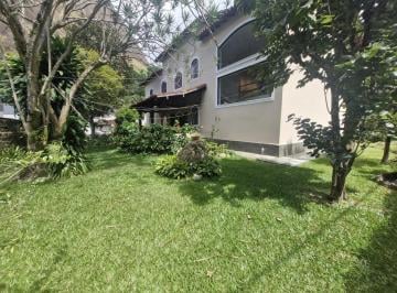 Casa · 290m² · 4 Quartos · 2 Vagas · Casa em Retiro, Petrópolis/RJ de 290m² 4 quartos à venda por R$ 950.000,00