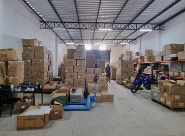 Comercial de 1 quarto, Atibaia · Galpão novo 300m2 ótima oportunidade de aluguel