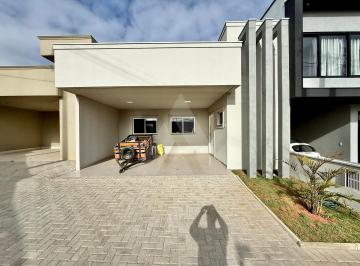Casa de 3 quartos, Itapetininga · Casa com 3 quartos no Condomínio Lago dos Ipês - Itapetininga/SP
