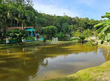 Rural · 4952m² · 3 Quartos · 2 Vagas · Sítio encantador próximo ao centro de Brusque