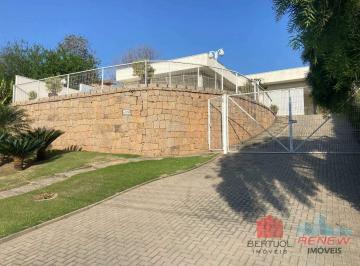 Casa · 250m² · 3 Quartos · 2 Vagas · Casa em condomínio com vista privilegiada. 