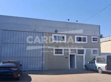 Comercial · 1835m² · Barracão com ótima localização, pé direito alto, mezanino, doca e escritórios.