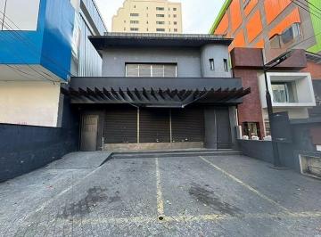Comercial · 387m² · 4 Vagas · Prédio comercial com 387m², 4 vagas