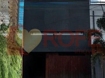Comercial · 220m² · Casa Comercial 100% reformada, 4 vagas, com 220m2 de área Construída